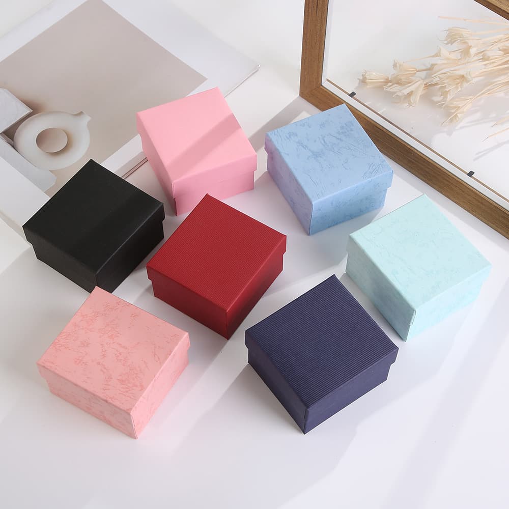 Colored paper gift boxes for souvenirs, minimalist solid-color watch packaging, delicate jewelry storage boxes, wholesale available