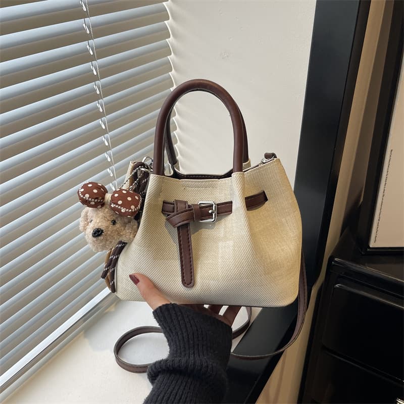 Exquisite Trending Niche Handbag for Women 2026 New Fashion Versatile Crossbody Bag Mini Handheld Bucket Bag Small Tote