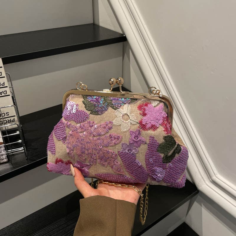 New Chinese style embroidered bag for women 2026 new summer fashion handbag chain shoulder crossbody shell bag