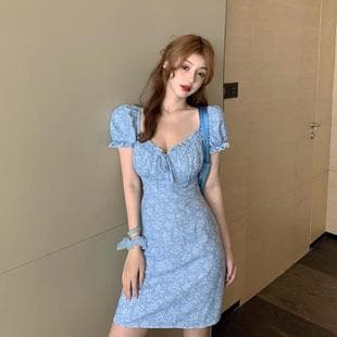 French Petite Floral Dress, Women's Summer Off-Shoulder Square Neck Plunging Waist-Cinching Puff Sleeve Short Sexy Floral Dress