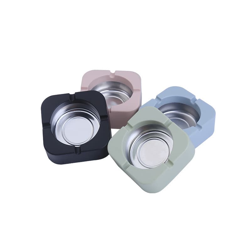 Factory Direct Tinplate Ashtray Plastic Shell Square Metal Ashtray Metal ashtrays