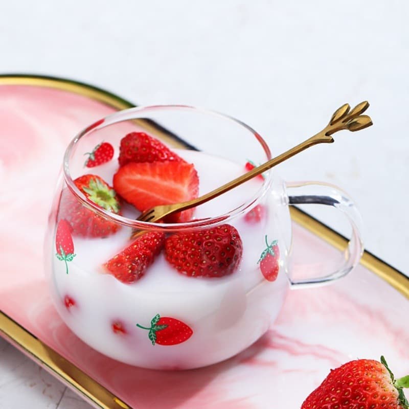 Strawberry Cup with Handle, High Borosilicate Glass, Simple Heat-Resistant Juice Drink Water Cup, Iced Americano Latte Coffee Cup