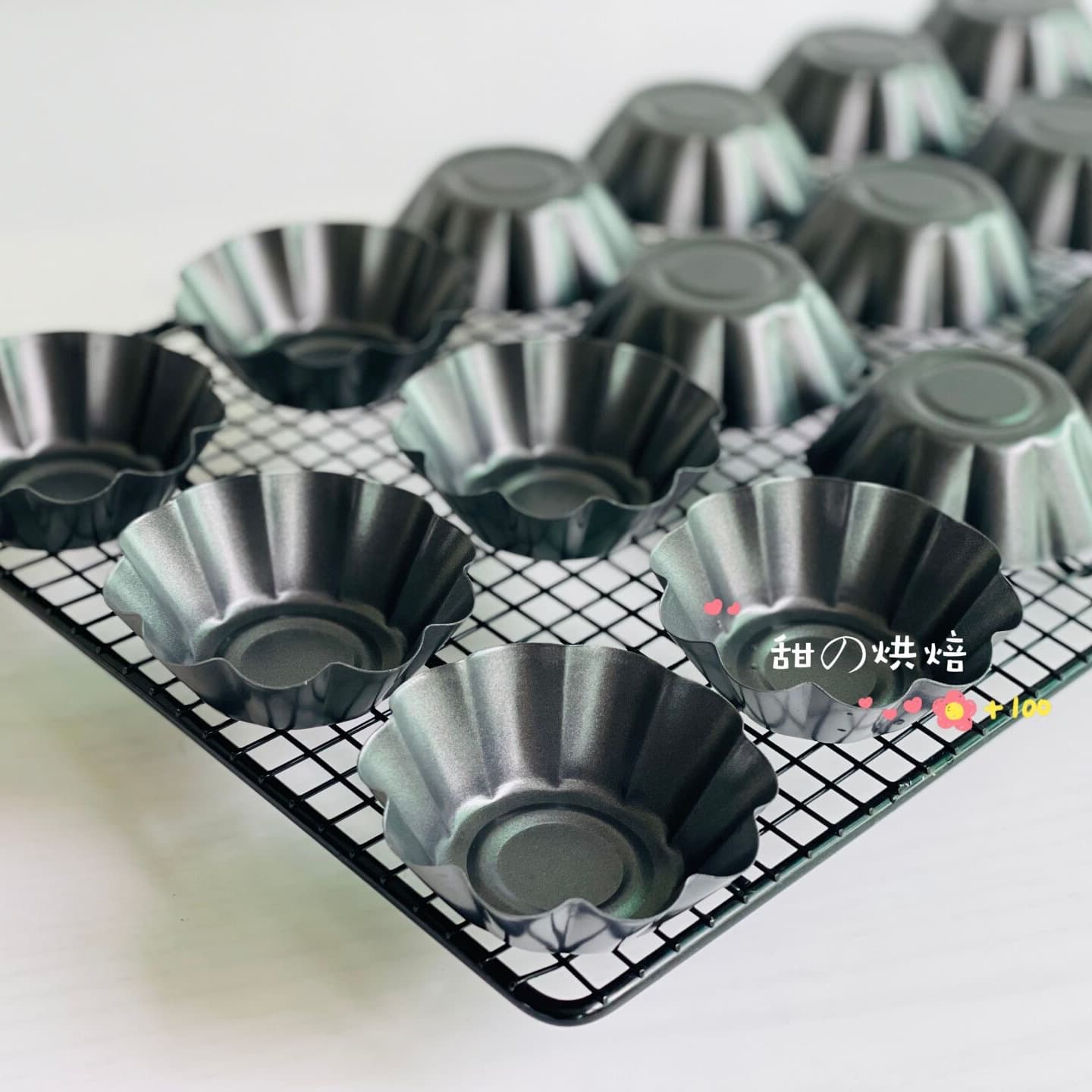 Ailepei Reusable Food-Grade Non-stick Carbon Steel Tart Molds, Small Bread Chrysanthemum Cups, Pudding Molds