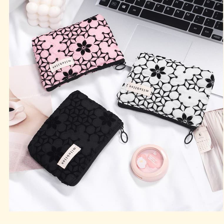 2025 New Large-Capacity Travel Cosmetic Bag Women's Cosmetics Bag Lipstick Liner Bag Portable Toiletry Bag Simple