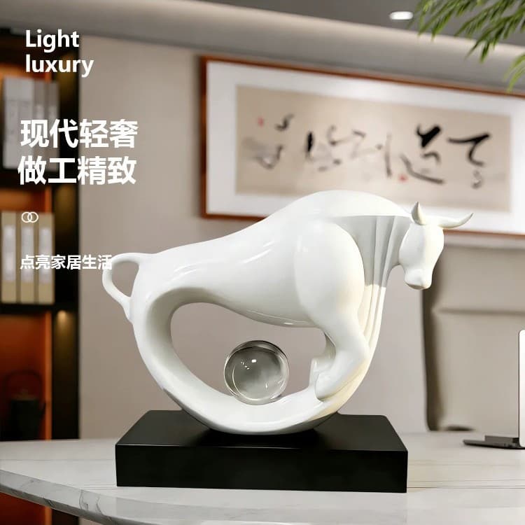 Fortune Ox Ornament Modern Light Luxury Art Home Decoration for New Year Office Desk Housewarming High-End Craft