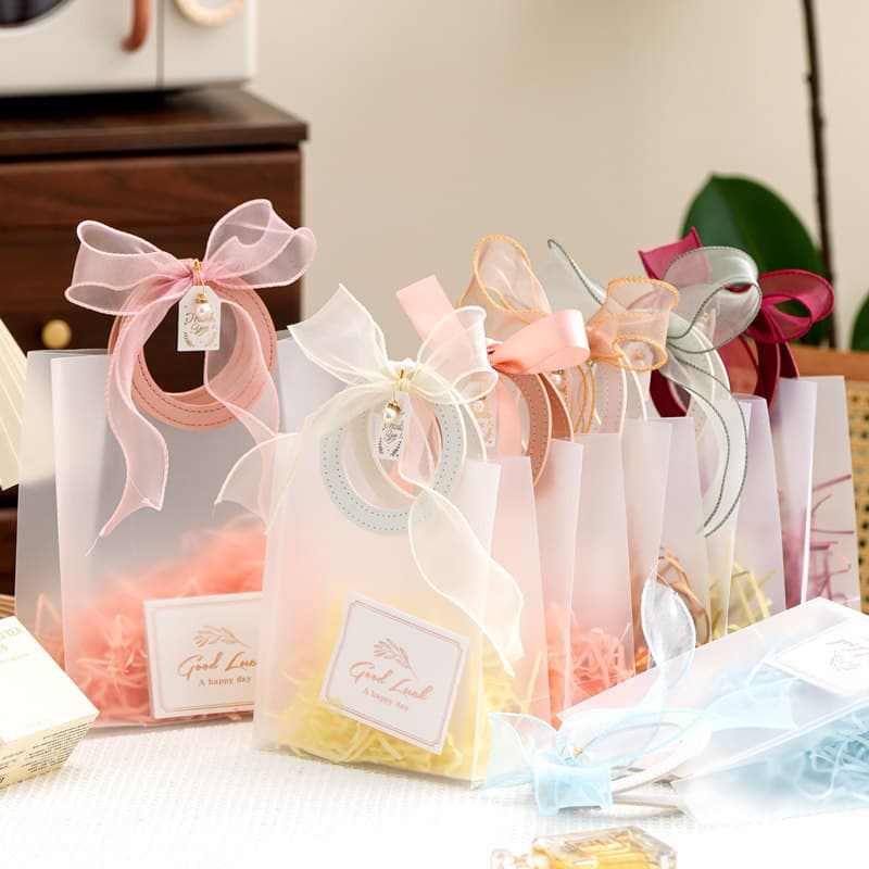 Wedding Ins-style Gift Bag PP Handle Bag Transparent Frosted Plastic Shopping Bag Gift Bag in Stock