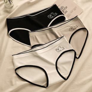 Women's Panties, Simple Sporty Seamless Comfortable Breathable Plus Size Mid-Waist Japanese Style Teen Student Cute Triangle