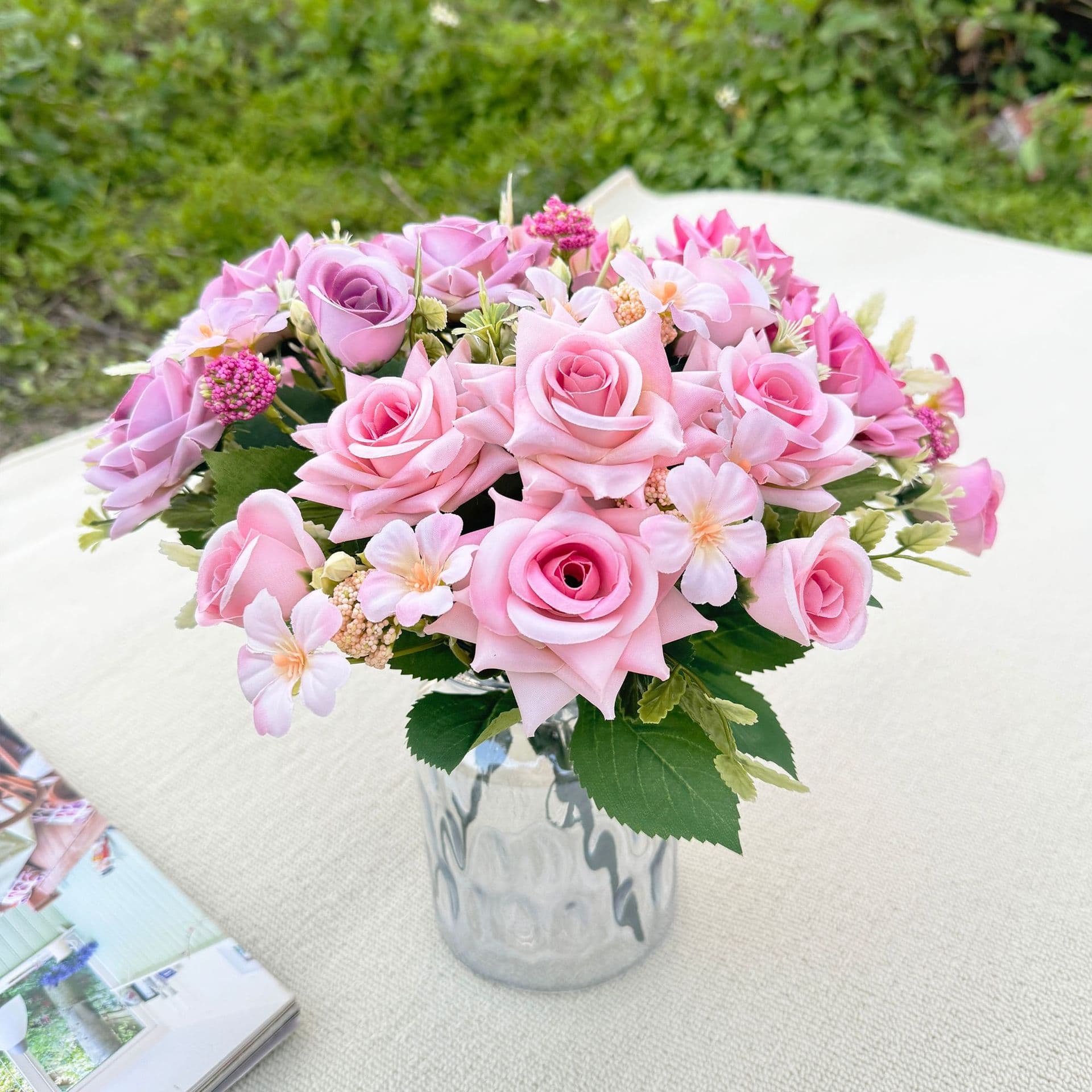 Cross-border Rose Artificial Fake Flower Bouquet for Home Restaurant Wedding Decoration Scene Ornament