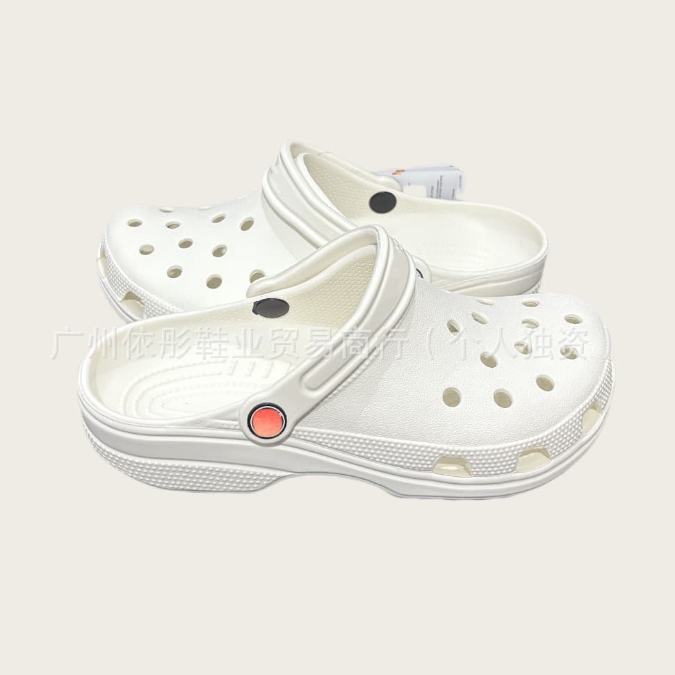 2025CRCSS Classic Hole Sandals for Men and Women Fashion Star Lightweight Non-Slip Sports Beach Sandals Wholesale