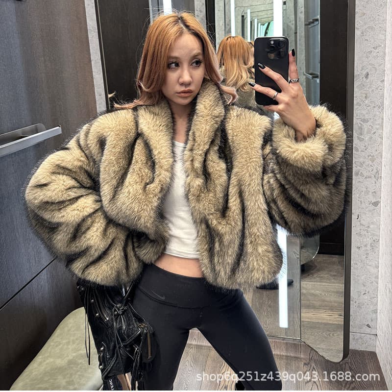European and American Cross-Border Autumn and Winter New Fur Jacket Fashionable Winter Imitation Fox Fur Short Thickened Versatile Fur Outwear