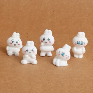 Resin Cute Handmade Chiikawa Moe Grain Decorative Desktop Car Mini Ornament Premium Niche Craft