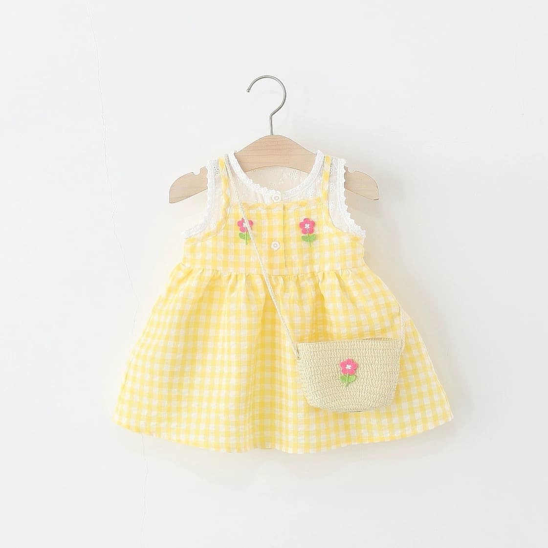 Girls skirt summer baby 2026 new plaid vest dress children's fashionable and cute princess skirt on behalf of