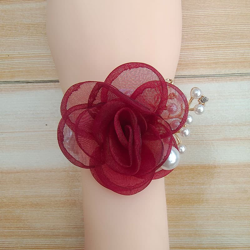 Wine Red Hand Bouquet for Bridesmaids Wedding Gift Fairy Sweet Sister Group Hand Bouquet Best Man Boutonniere Accessories