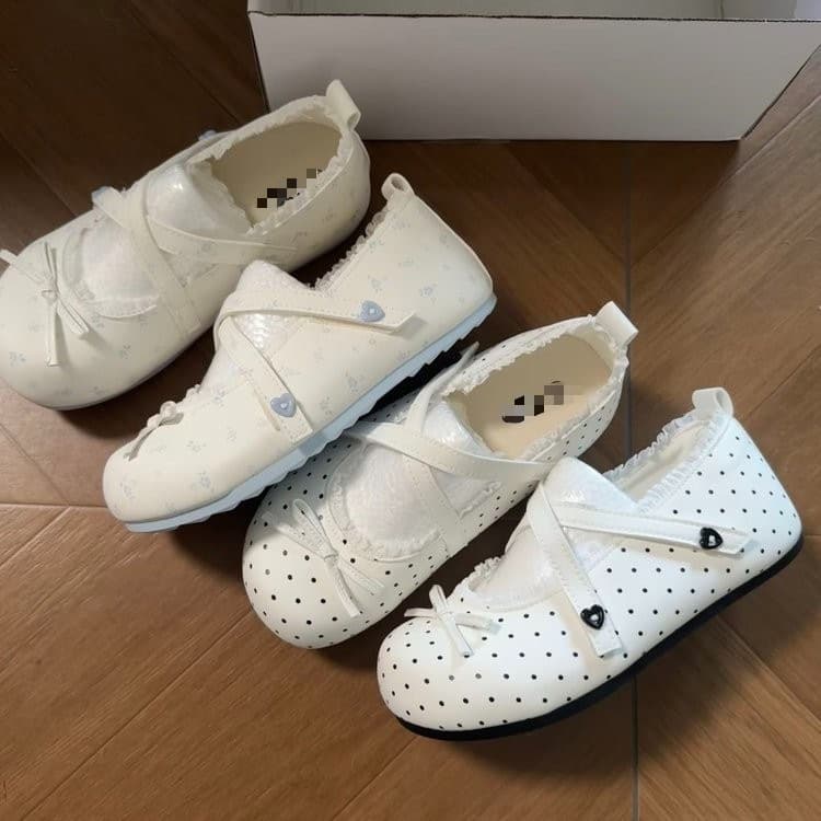2026 Summer Trendy Velcro Flat Casual Shoes for Dresses Mary Jane Shoes Women Bow Ballet Flats