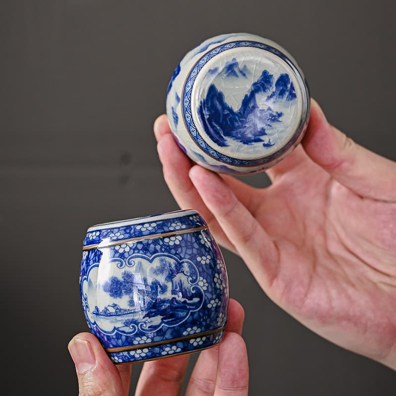 Blue and white porcelain clay covered bowl teacup lid holder three-part tea bowl ceramic Kung Fu tea set teapot stand cup coaster accessories