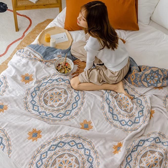 Four-layer gauze towel blanket summer cool quilt pure cotton extra large machine washable air-conditioning blanket for sofa nap cover