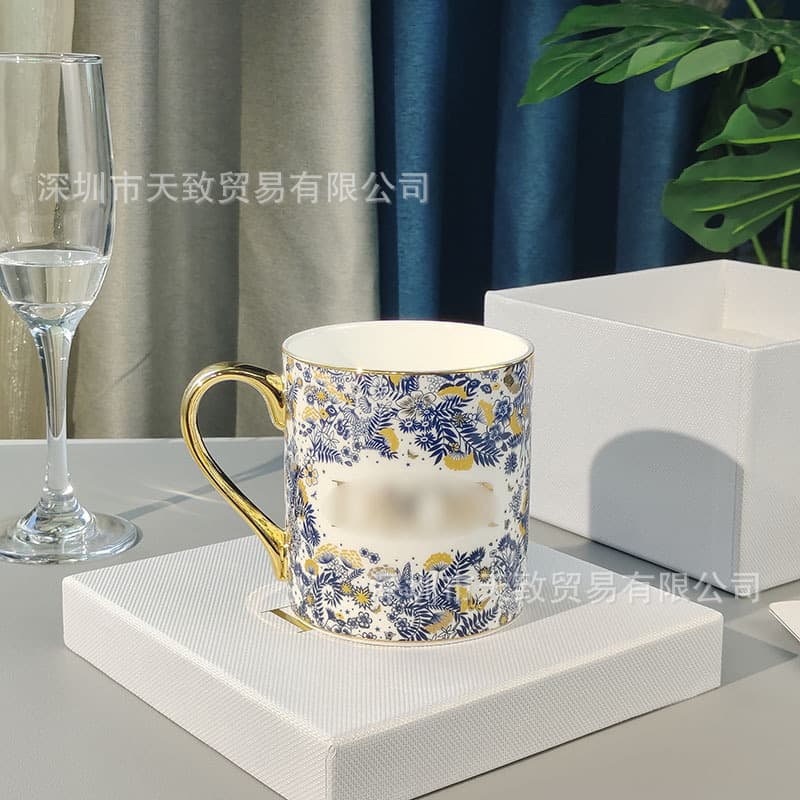 European Light Luxury Blue Hydrangea Mug Office Home Bone China Water Cup Tea Cup Gift Box Set for Gifts Factory Wholesale