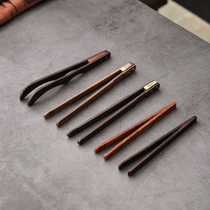Walnut wood tea tongs, cup tongs, ebony solid wood tea tongs, tweezers, non-slip and heat-resistant Kung Fu tea ceremony tea set accessories
