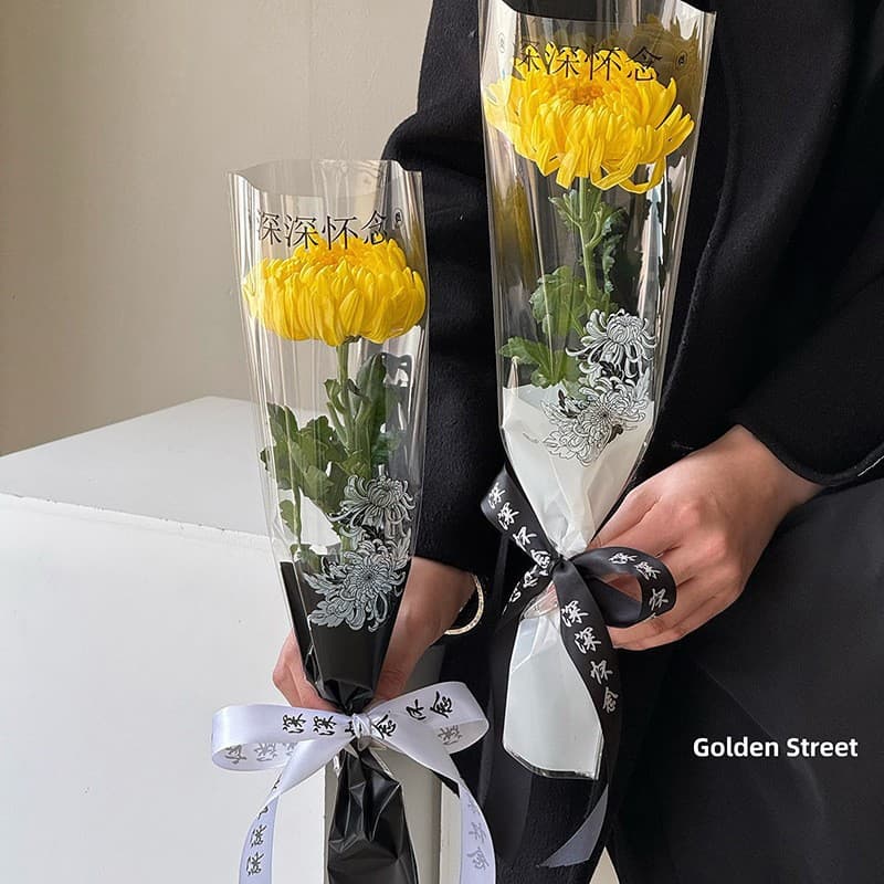 Waterproof Chrysanthemum Bouquet Wrapping for Tomb Sweeping Day, Single or Multiple Chrysanthemum Bags, Transparent Packaging Bags for Grave Sweeping