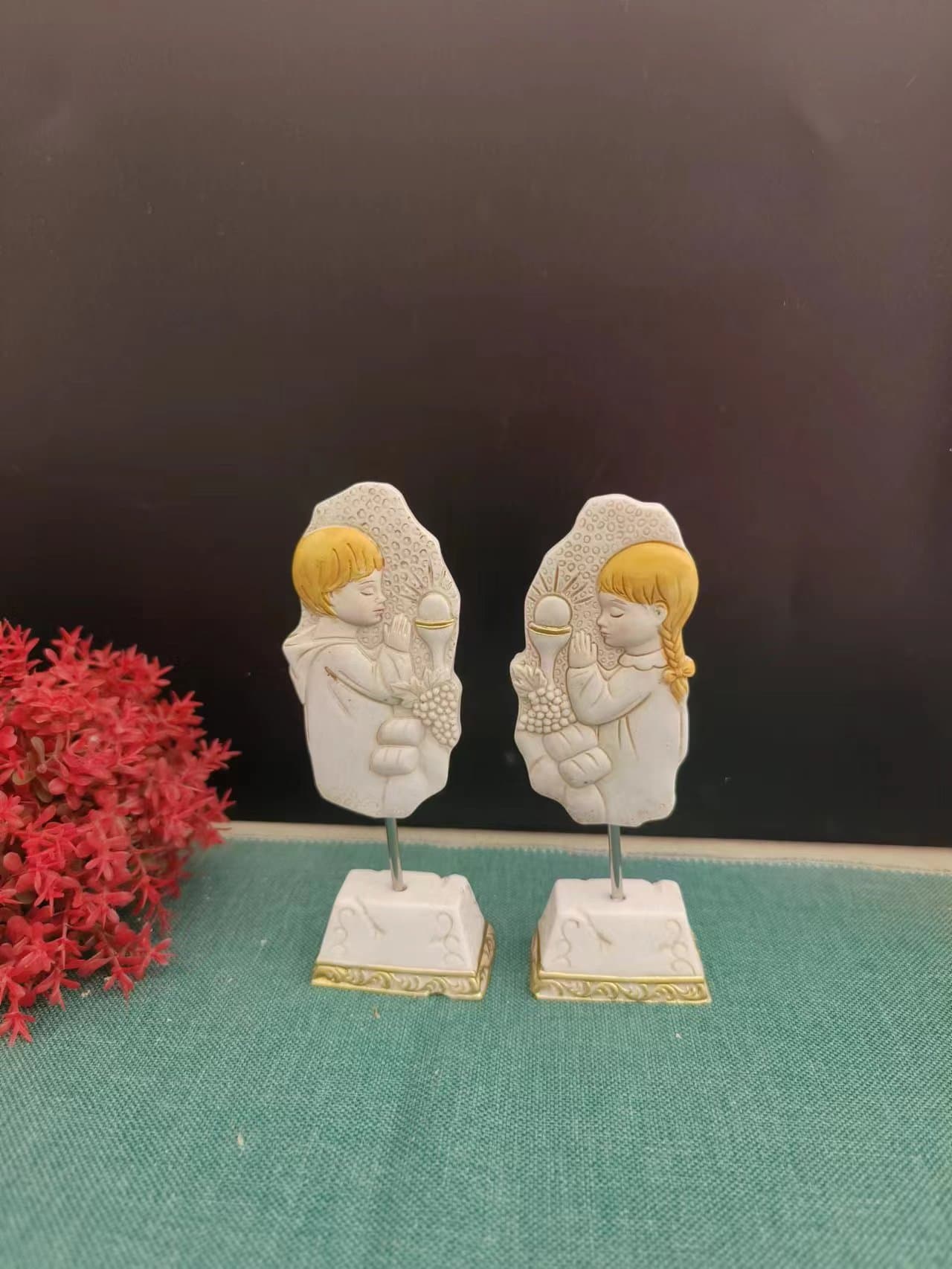 Amazon foreign trade export resin exquisite small ornaments gifts exquisite cross gifts gifts