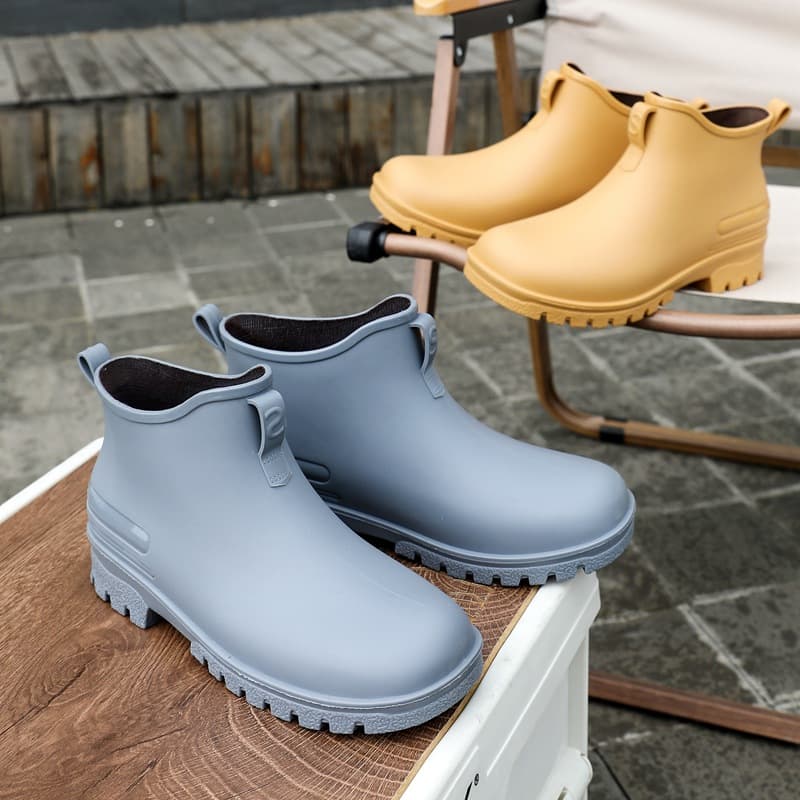 Cross-border fashion rain boots, men's Korean style, versatile couple rain boots, women's kitchen non-slip water shoes, thick-soled wear-resistant waterproof rubber shoes