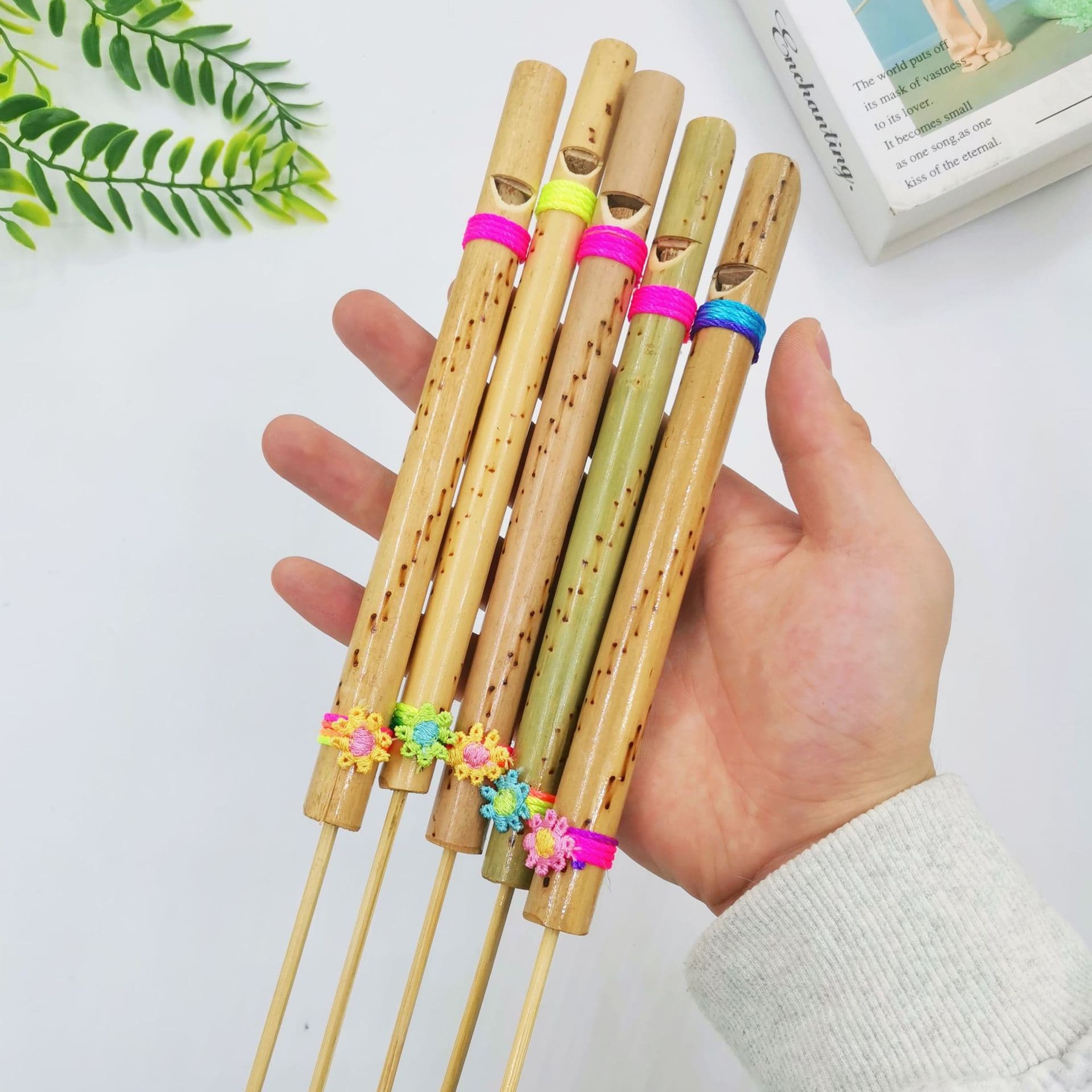 Handmade Bamboo Bird Whistle Musical Instrument Craft Toy Factory Wholesale Bird Call Sound Ornament Flower Design