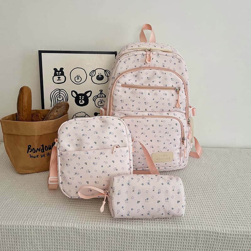 Cross-border Polka Dot Sweet Backpack for Girls, Large Capacity Backpack for Middle and High School Students, Cute Fresh Three-piece Set