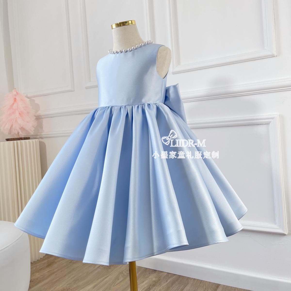 One-year-old dress sleeveless blue satin children's dress girl's banquet simple princess dress birthday party costume