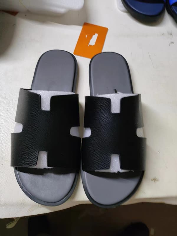 Middle East Cross-Border E-commerce Men's H Slippers, Southeast Asian Flat Leather Shoes, European and American Export Original Single Flip-Flops, Beach Sandals