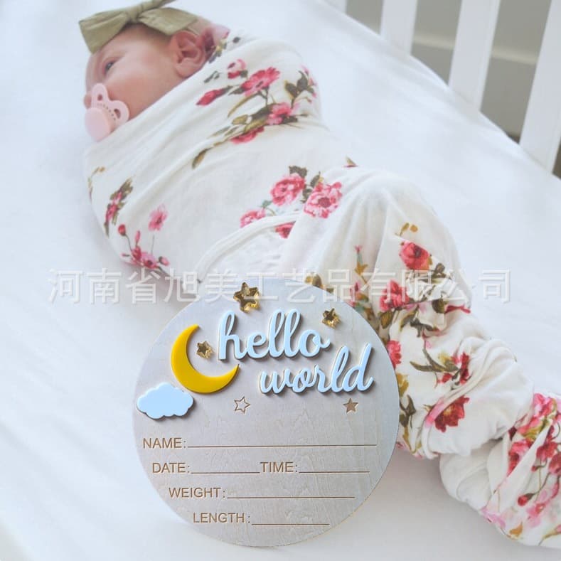 Amazon Hot Selling Moon 3D Hello World Newborn Photo Prop Birth Announcement Wooden Sign