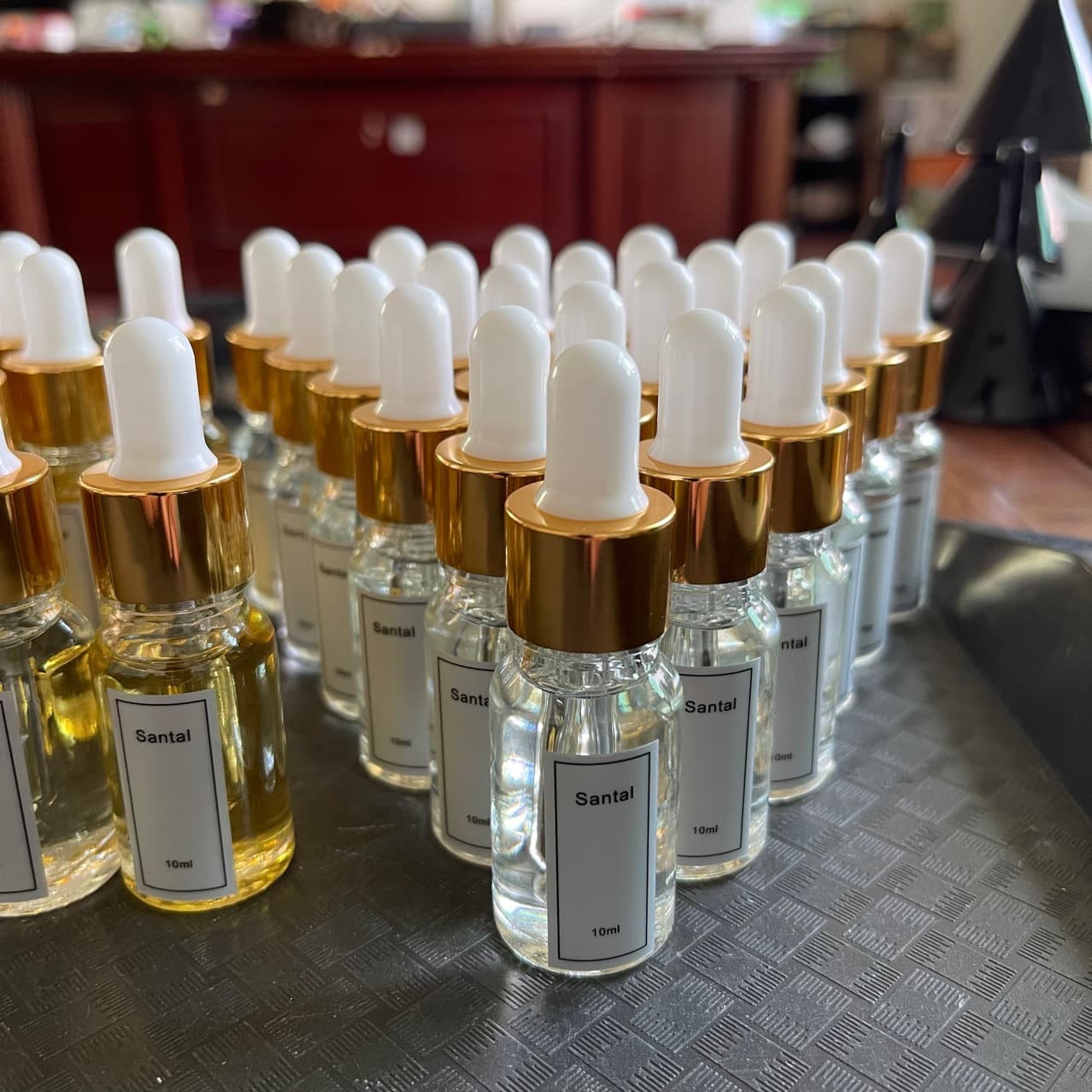 10ml perfume sample packaging for entrepreneurs, street vendors, night markets, uninhabited areas, rose, Givenchy