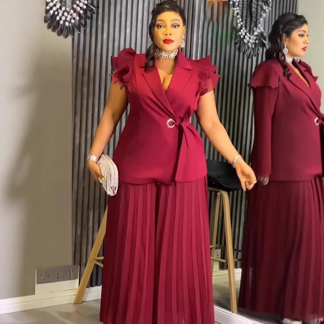 Plus size women's burgundy ruffled sleeve suit suit, fat mm waist slimming pleated wide-leg pants two-piece set