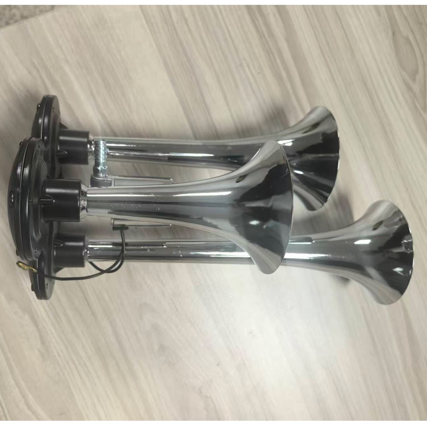 Three-Tube Modified Round Port Chrome Air Horn for Trucks and Heavy Vehicles