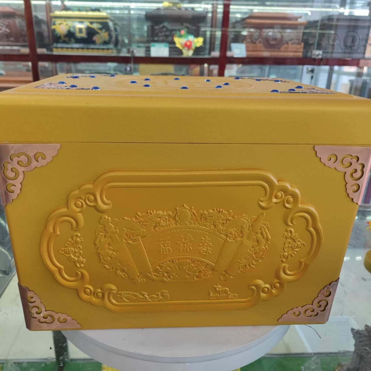 Cremation urn, moisture-proof protective cover, thickened transparent resin coffin, double coffin protective box, manufacturer wholesale.