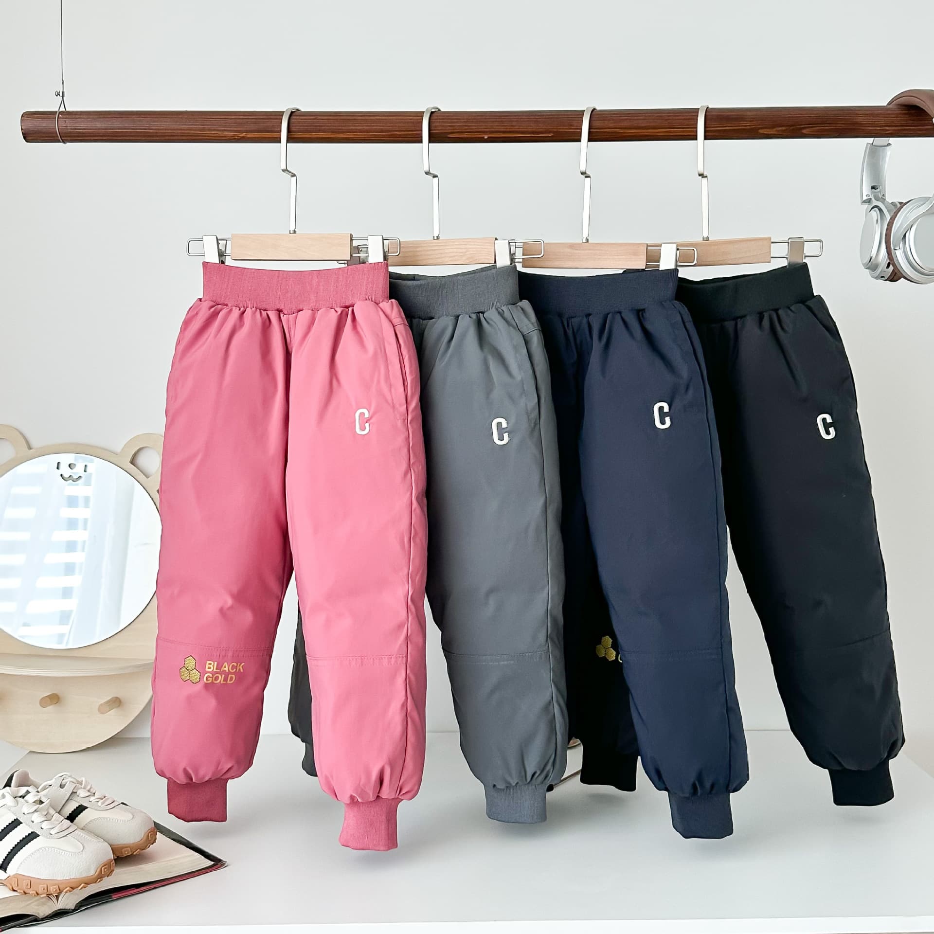 2024 New Children's Down Pants Unisex Winter Waterproof Thickened Ski Pants Black Gold White Duck Down Outer Trousers