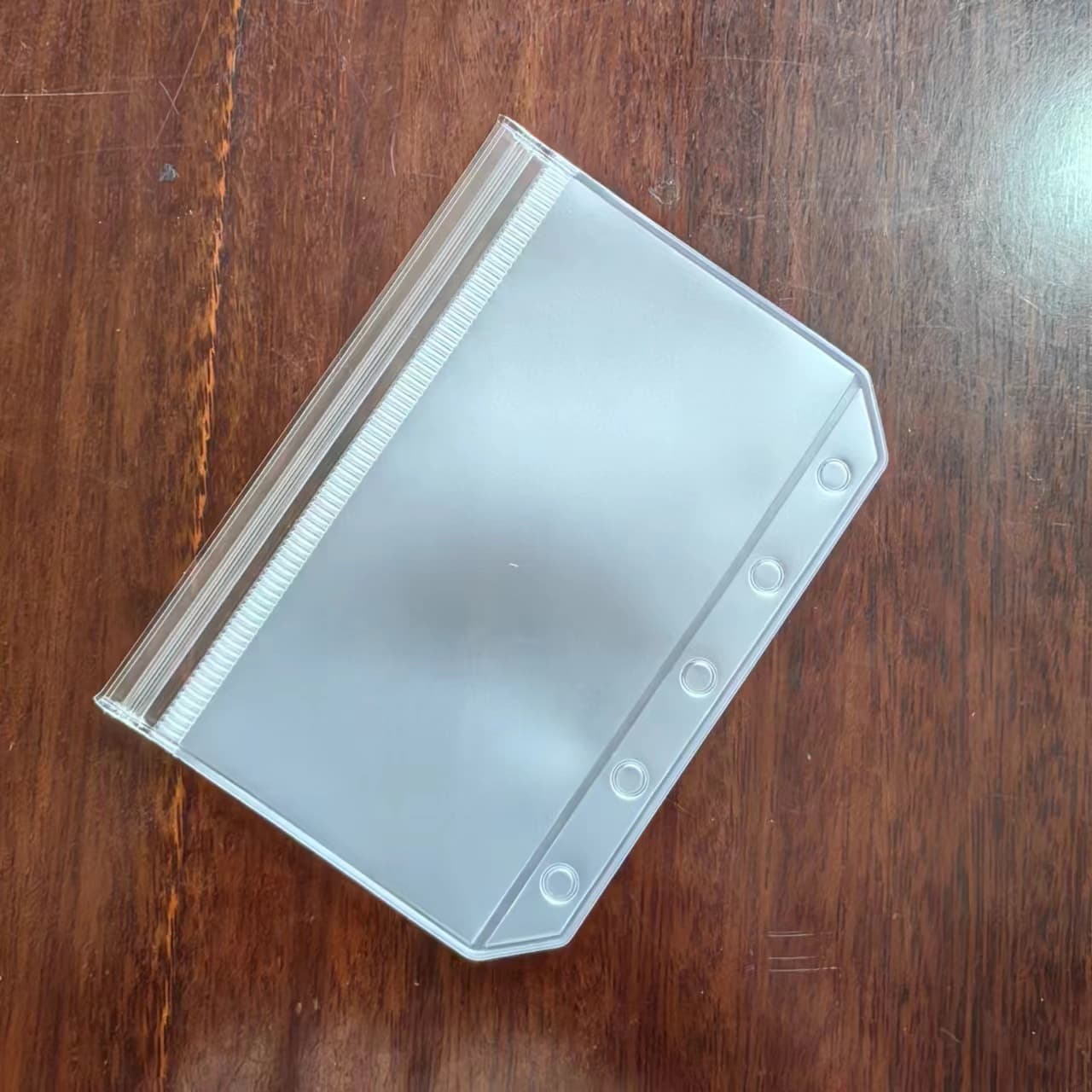 A8M5A7 case for notebooks with matching PVC inner pages, small cards, stickers, storage, waterproof five-hole loose-leaf flat zipper bag.