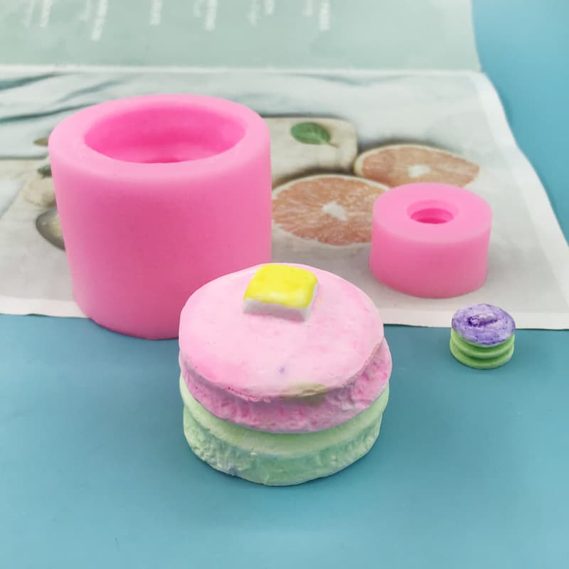 Large and Small Pancake Shape Silicone Mold Handmade DIY Aromatherapy Candle Gypsum Baking Mold Irregular Shape Cake Decoration