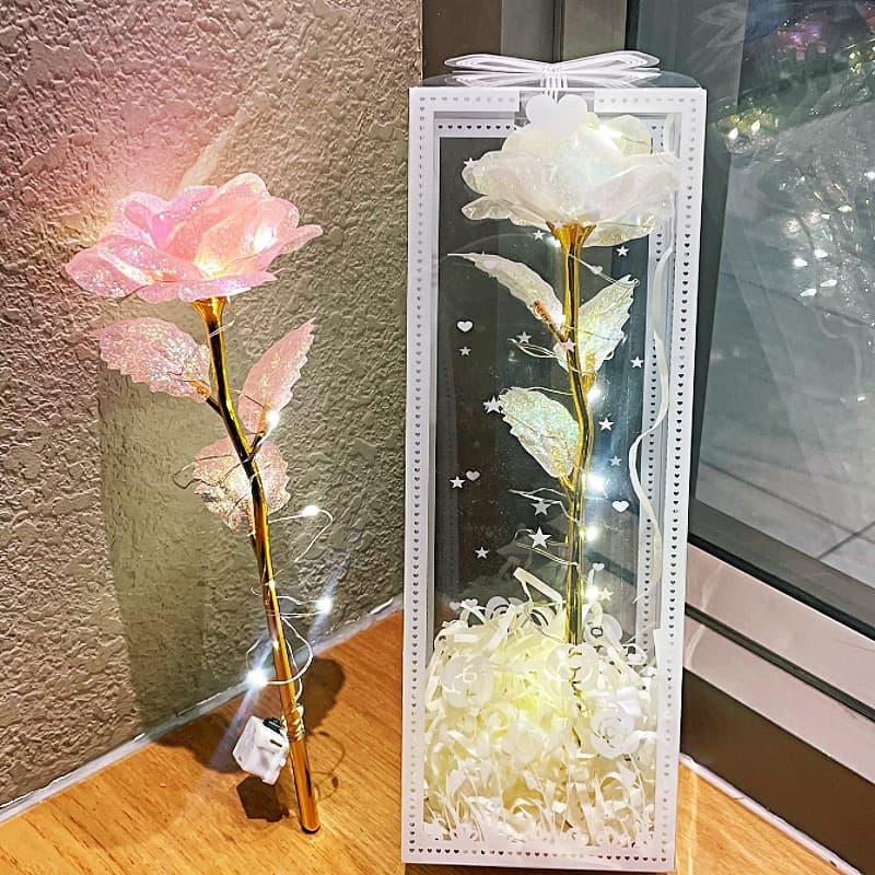 Wholesale Night Market/Park Stall Glittering Gold Eternal Flowers, Artificial Rose Bouquet, Qixi Couples Creative Souvenir