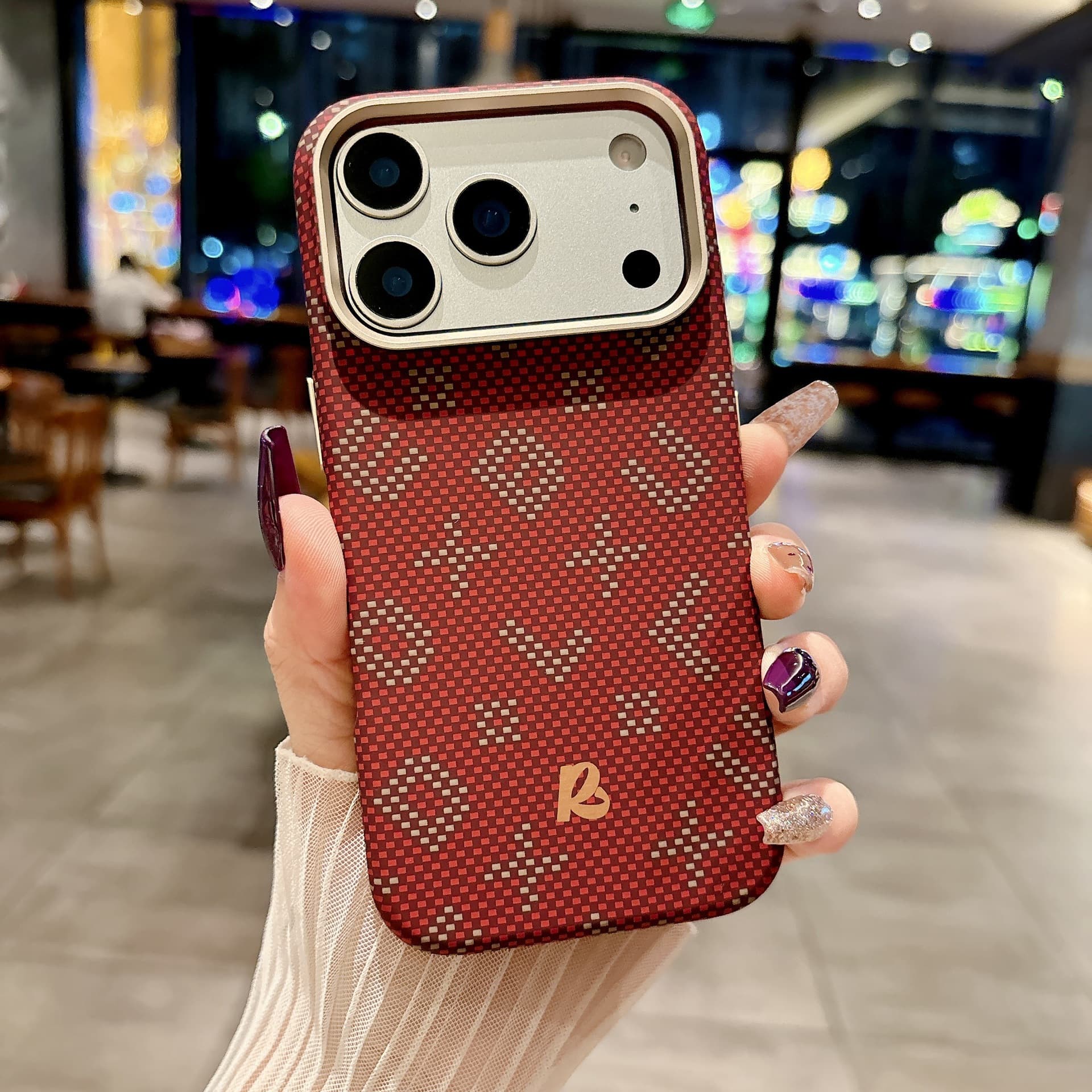 Compatible with iPhone 17 Pro Max Carbon Fiber Gold Magnetic Phone Case for iPhone 16 Pro Kevlar Texture Protective Cover
