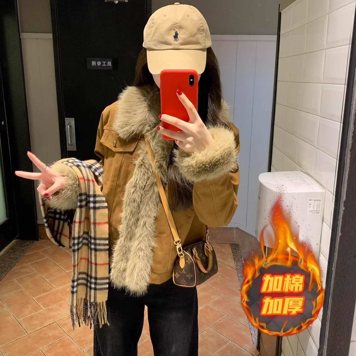 Denim jacket women's autumn winter thickened short high-end sense brown Maillard top patchwork fur coat cotton padded.