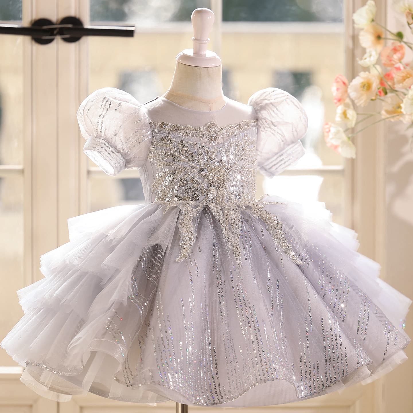 Stunning 1-Year-Old Baby Girl Dress Flower Girl Little Girl Children's Birthday Party Princess Dress Children's Host Tulle Skirt