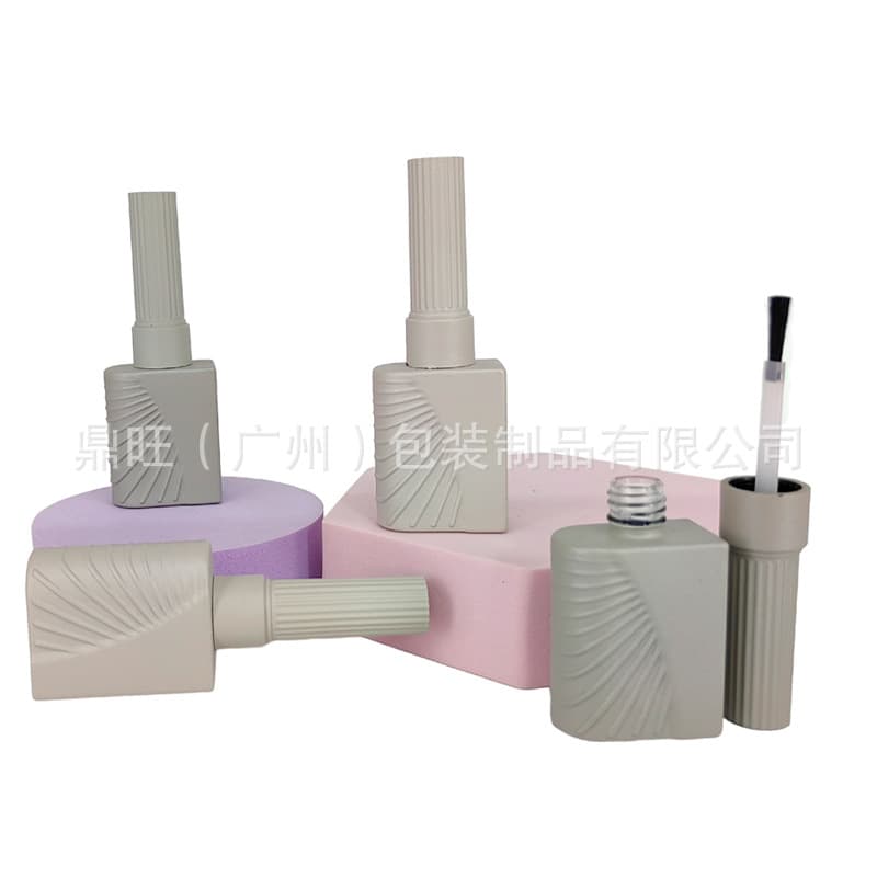 Factory Direct Spray Matte 12ml Nail Polish Bottle Empty Nail Gel Glass Bottle Customizable LOGO Color
