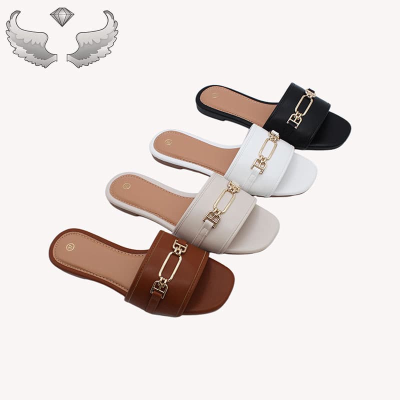 Wholesale Hot sell slippers women's spot new flat fashion accessories lightweight slippers