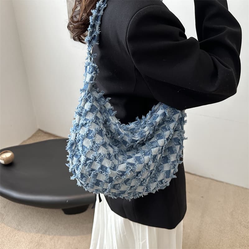 Vintage Forest Cowhide Crossbody Bag, Checkered Fashion Dumpling Bag, Casual Hong Kong Style Shoulder Bag, Frayed Cloth Bag