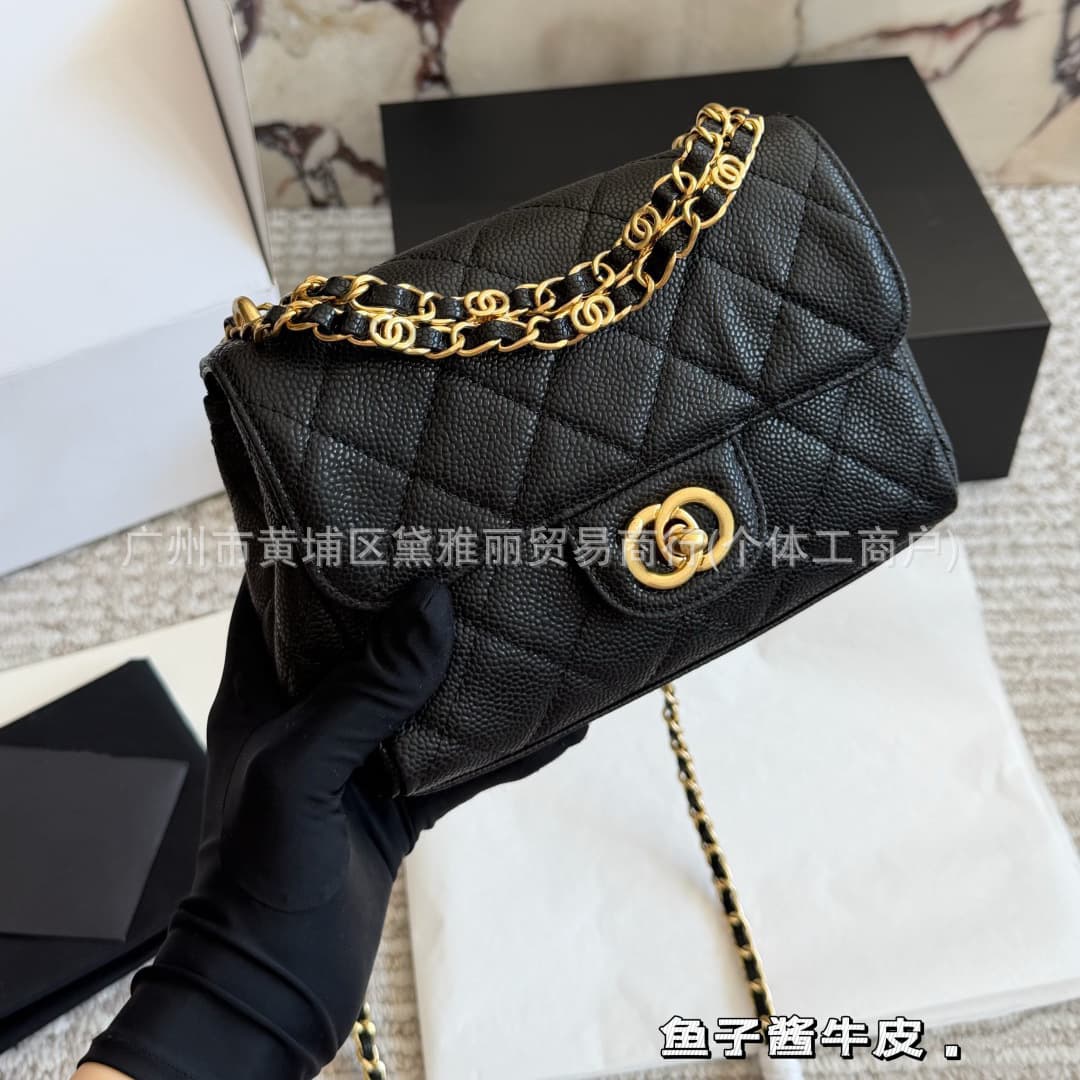 Chanel-style 25cm Caviar Leather Square Flap Bag with Diamond Quilted Chain, High-End Versatile Shoulder and Crossbody Mini Bag