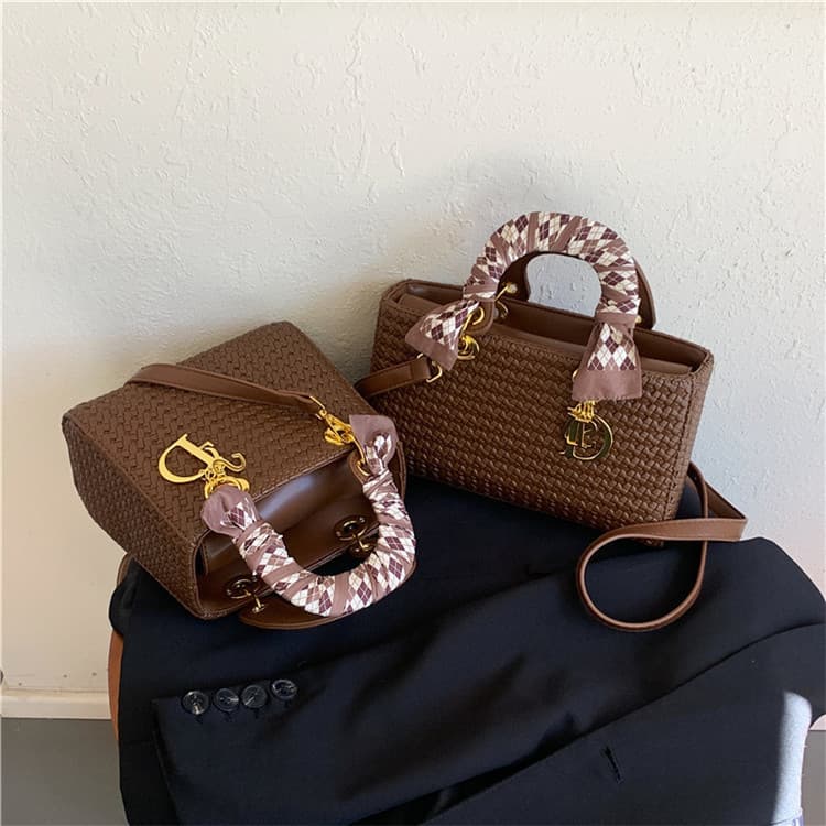 Woven Handbag for Women 2025 New Style Lady Bag Fashion Handbag Trendy Shoulder Crossbody Bag Versatile