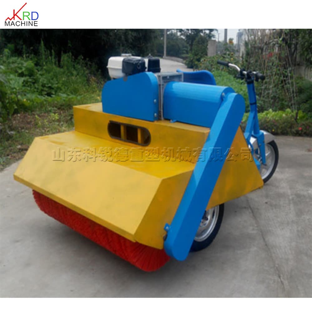 Three-wheeled ride-on lawn comber and sand filling machine (electric/gasoline) | Electric artificial turf sand filling machine