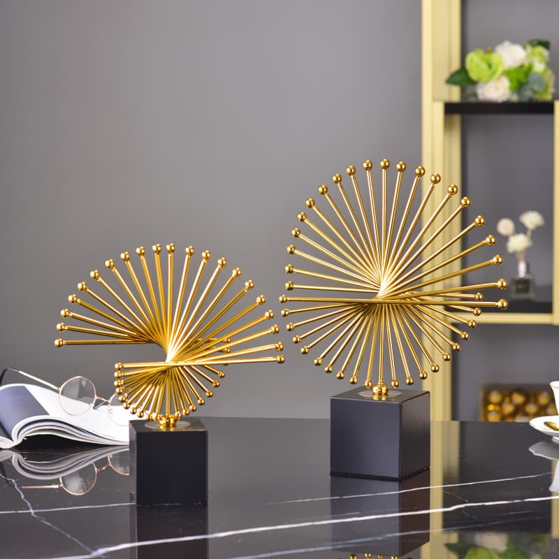 Customized cross-border Nordic creative high-end metal ornaments, high-end home living room niche decorative crafts wholesale