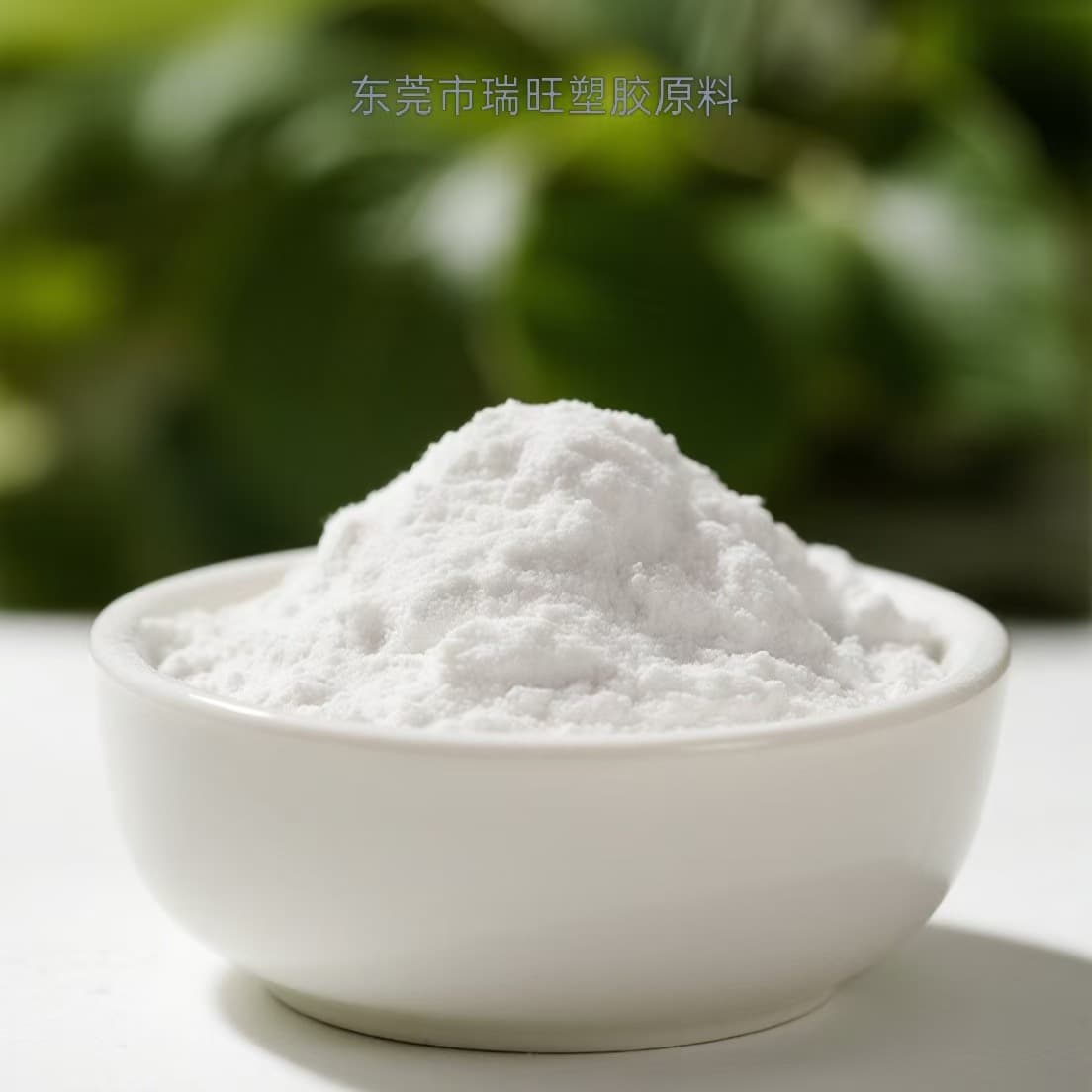 High strength and rigidity CPVC powder, Chlorinated Polyvinyl Chloride powder, for applications like pipes and sheets.