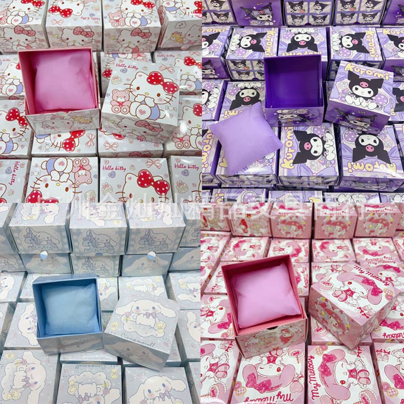 Sanrio watch boxes with foam inserts, cute cartoon design, thickened watch packaging, exquisite display boxes. Factory direct wholesale.